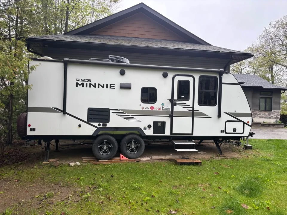 Winnebago - Image 3 of 9