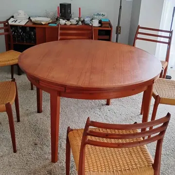 Lotus Dining Set