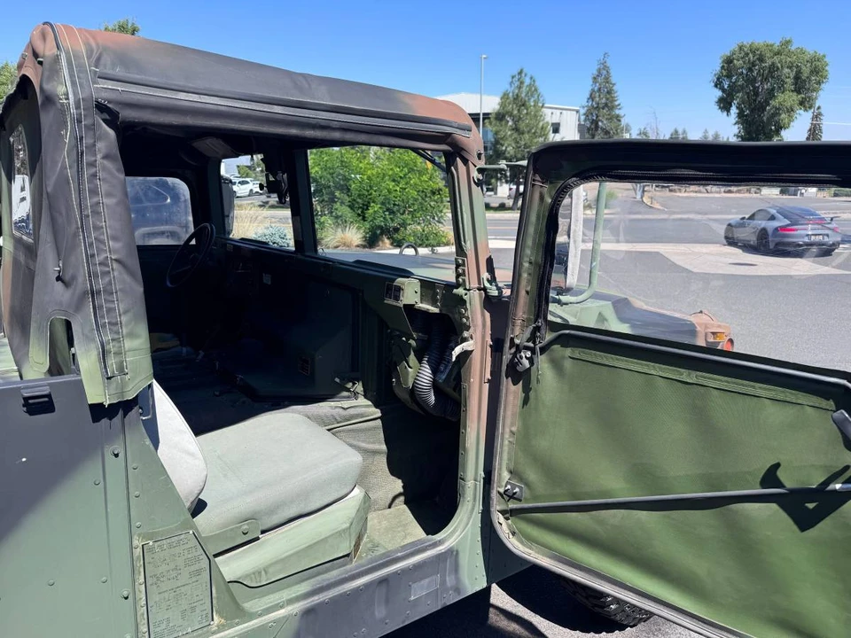 2008 Hummer HMMWV - Image 4 of 8