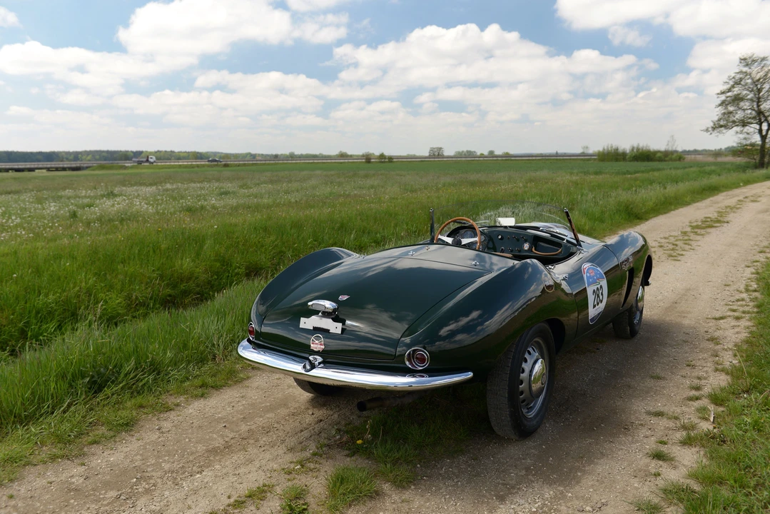 1954 Arnolt - Image 8 of 31