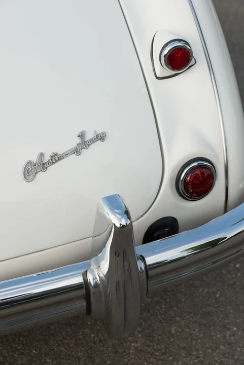1956 Austin-Healey 100 - Image 3 of 9