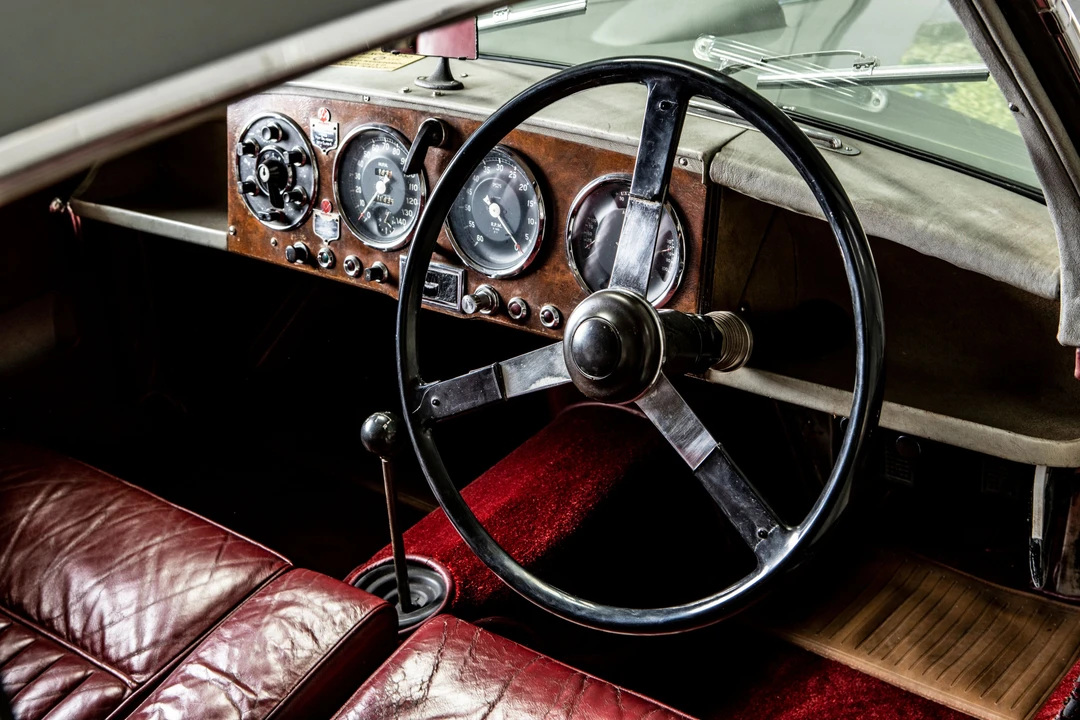 1955 Aston Martin DB1 & DB2 & DB2/4 & DB Mark III - Image 23 of 31