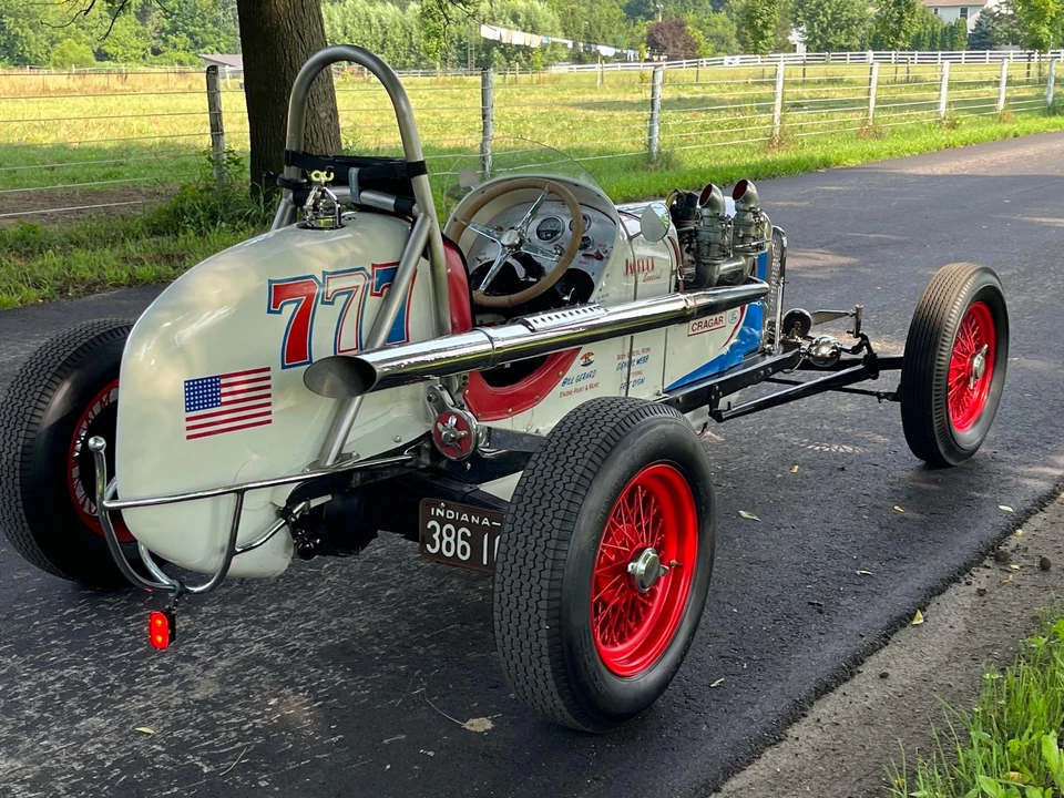 Ford Model B - Image 5 of 31