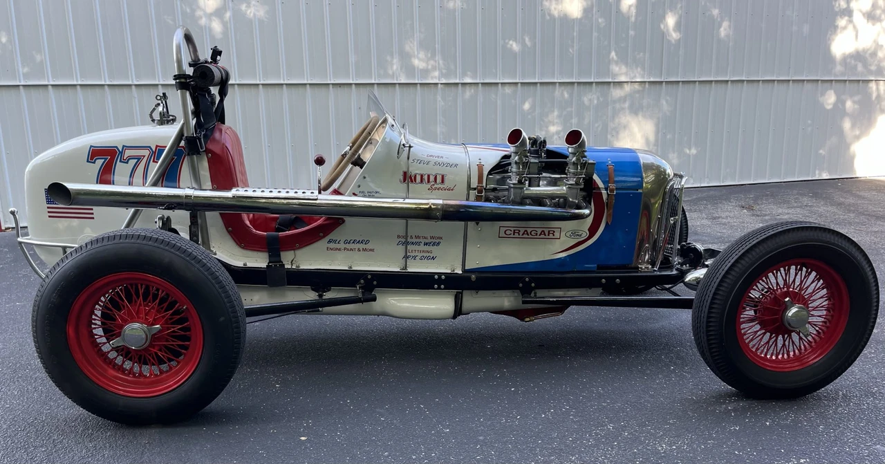 Ford Model B - Image 13 of 31