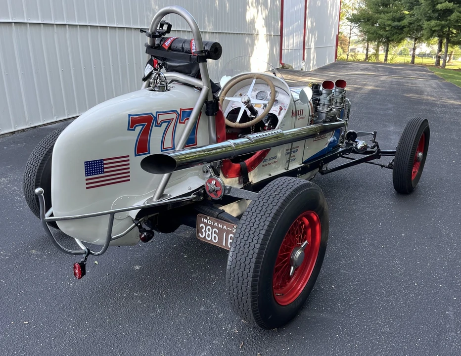 Ford Model B - Image 14 of 31