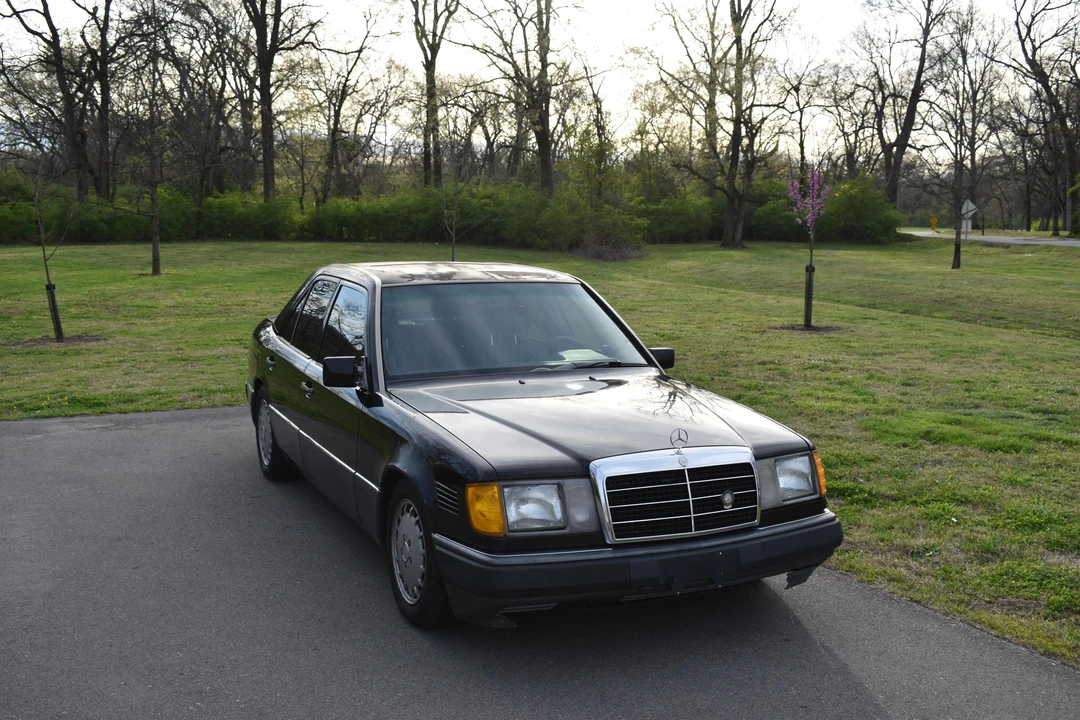 1991 Mercedes-Benz W124 E-Class - Image 26 of 31