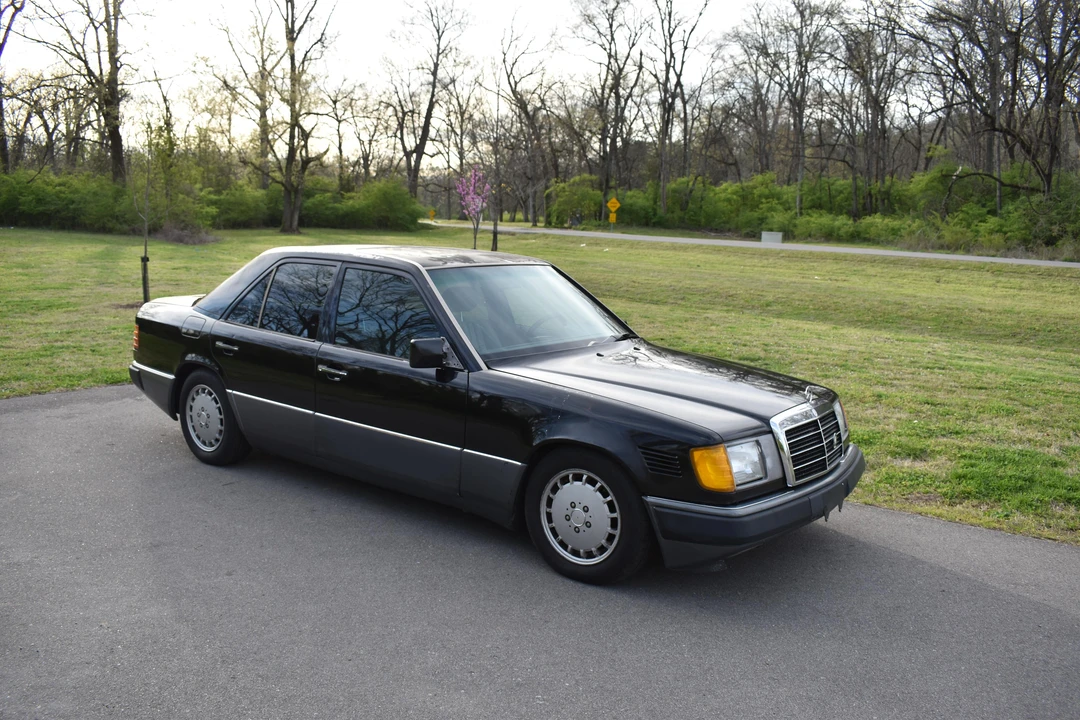 1991 Mercedes-Benz W124 E-Class - Image 23 of 31