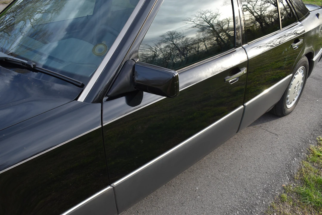 1991 Mercedes-Benz W124 E-Class - Image 30 of 31