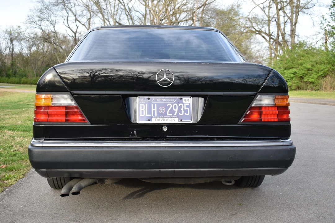 1991 Mercedes-Benz W124 E-Class - Image 15 of 31