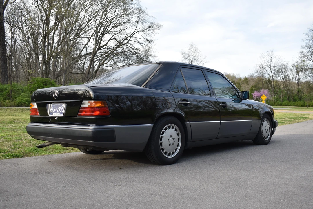 1991 Mercedes-Benz W124 E-Class - Image 18 of 31