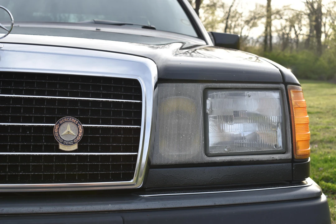 1991 Mercedes-Benz W124 E-Class - Image 27 of 31