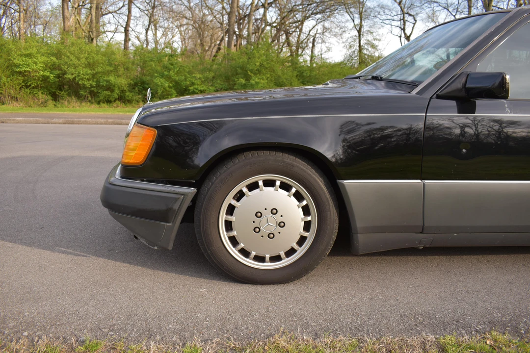 1991 Mercedes-Benz W124 E-Class - Image 31 of 31
