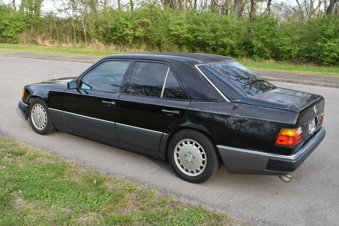 1991 Mercedes-Benz W124 E-Class - Image 4 of 31