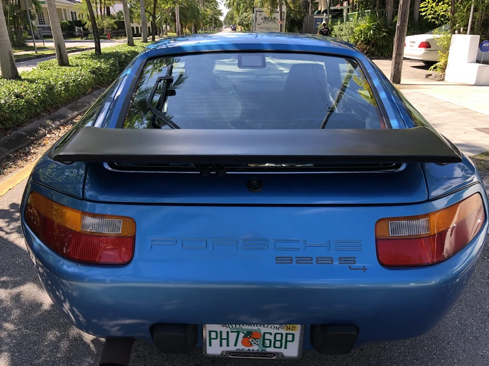 1987 Porsche 928 S4 - Image 13 of 31
