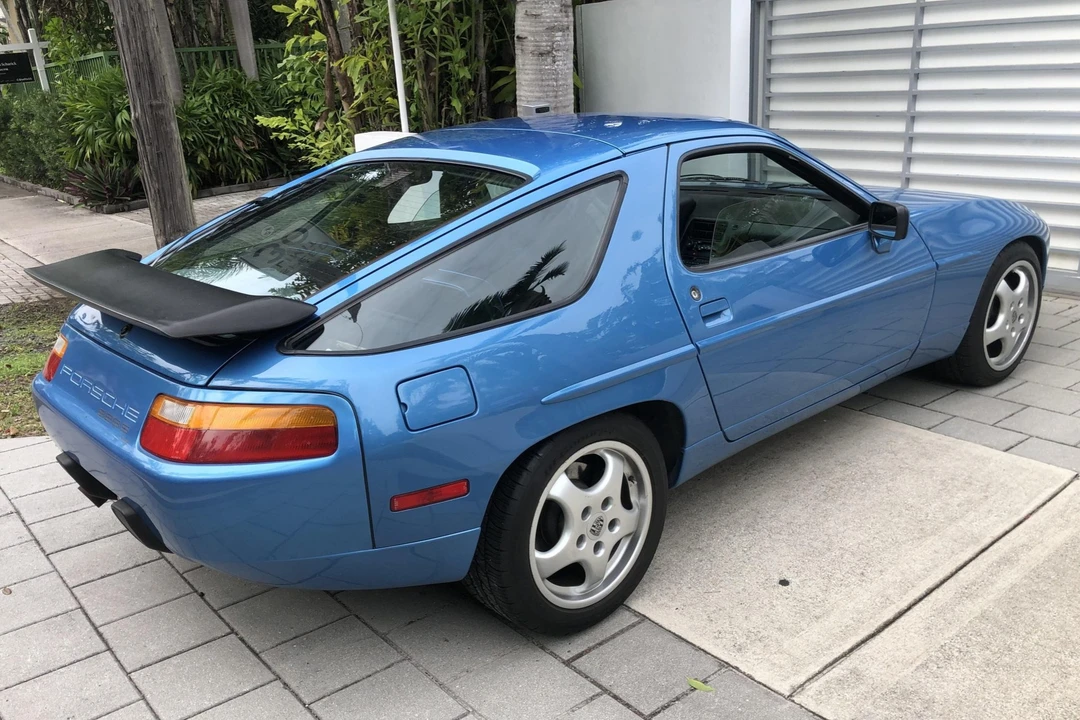 1987 Porsche 928 S4 - Image 15 of 31