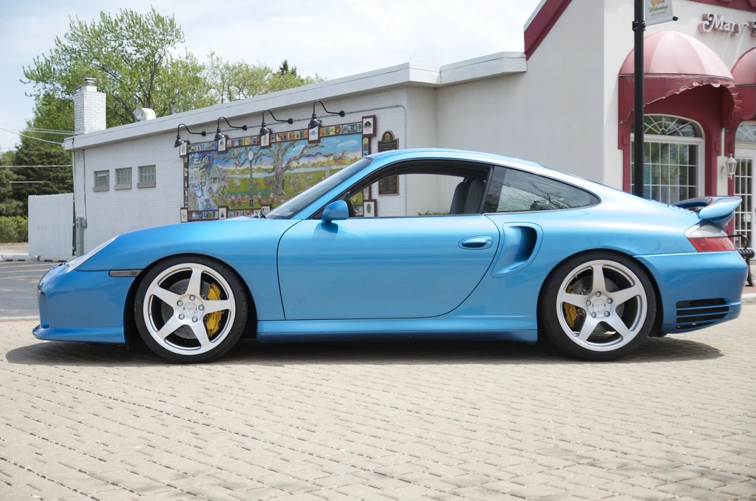 2002 Porsche 996 Turbo - Image 10 of 31