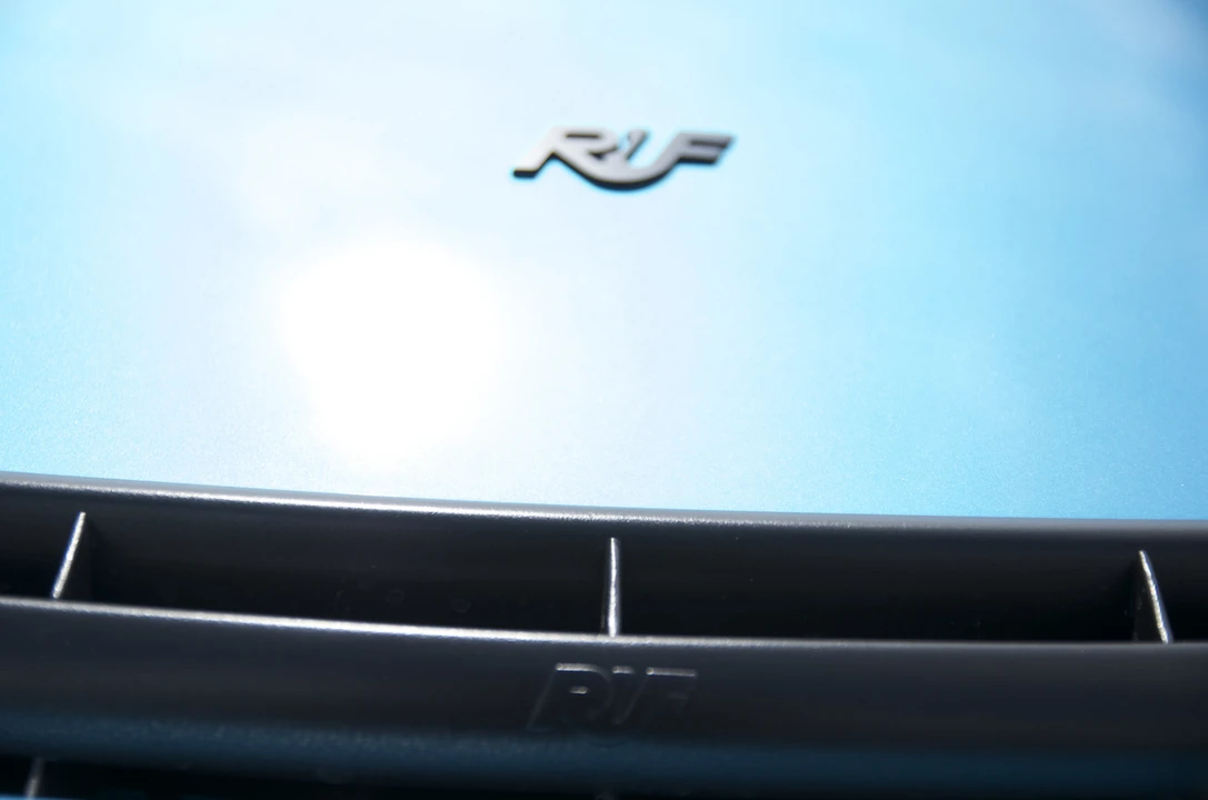 2002 Porsche 996 Turbo - Image 12 of 31