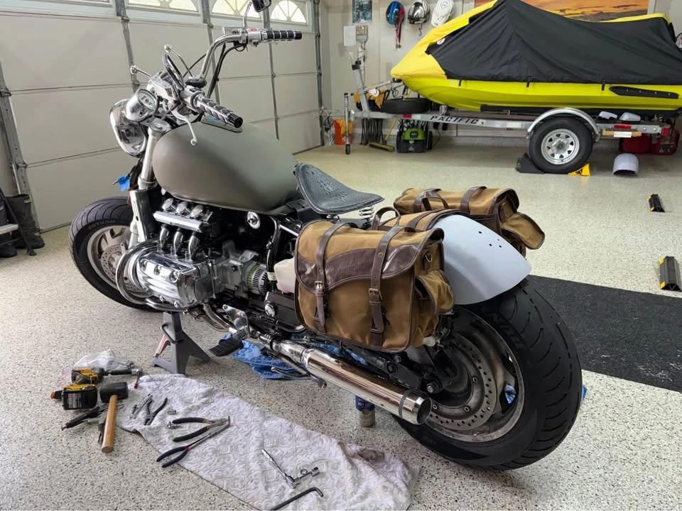 1998 Honda Gold Wing - Image 6 of 10
