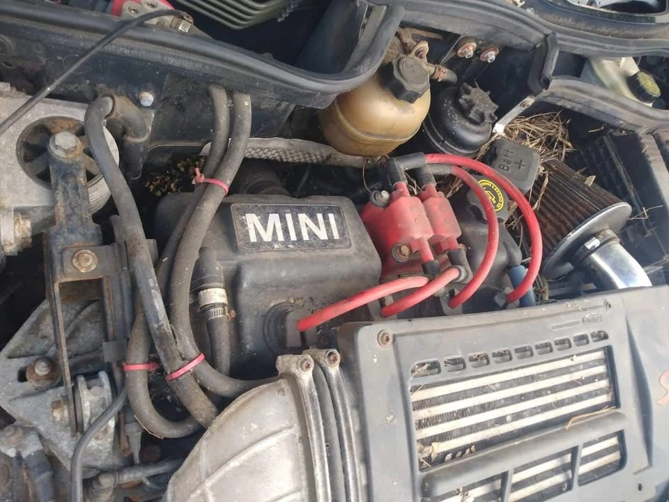 2004 Mini Mini Cooper S 1st Gen - Image 8 of 10