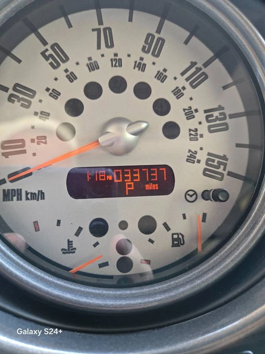 2006 Mini Mini Cooper S 1st Gen - Image 11 of 16