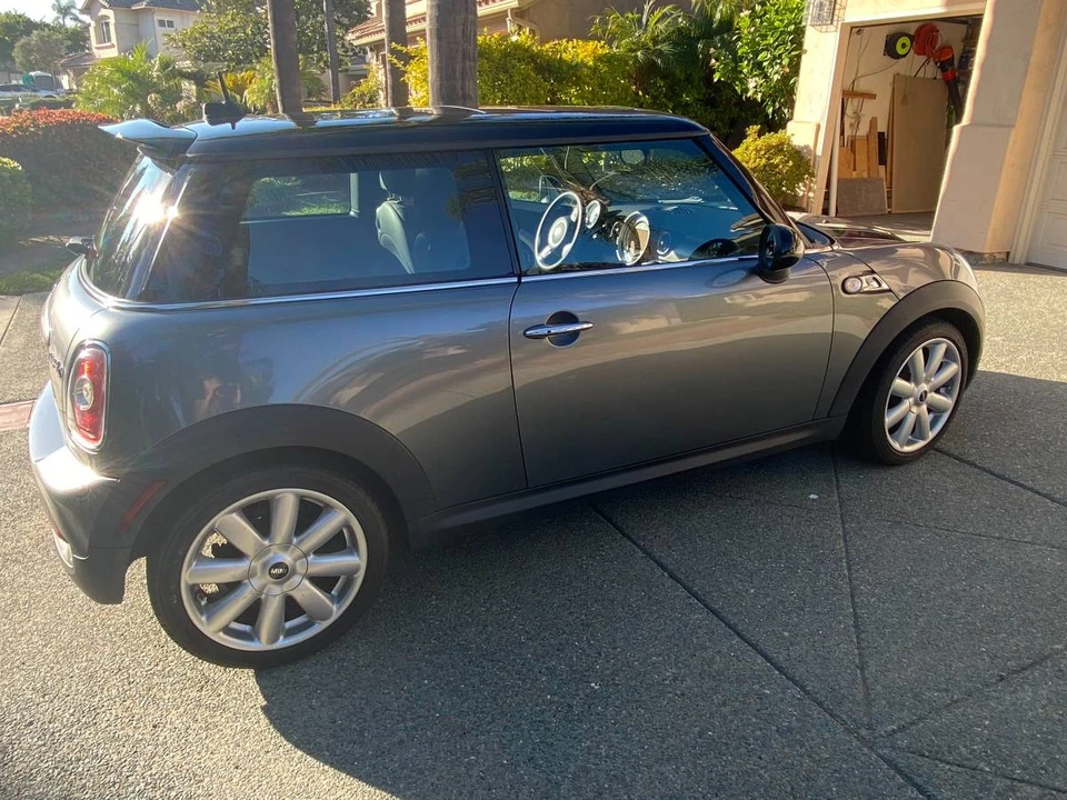 2007 Mini Mini 2nd Gen - Image 2 of 18
