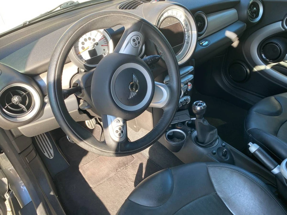 2007 Mini Mini 2nd Gen - Image 17 of 18