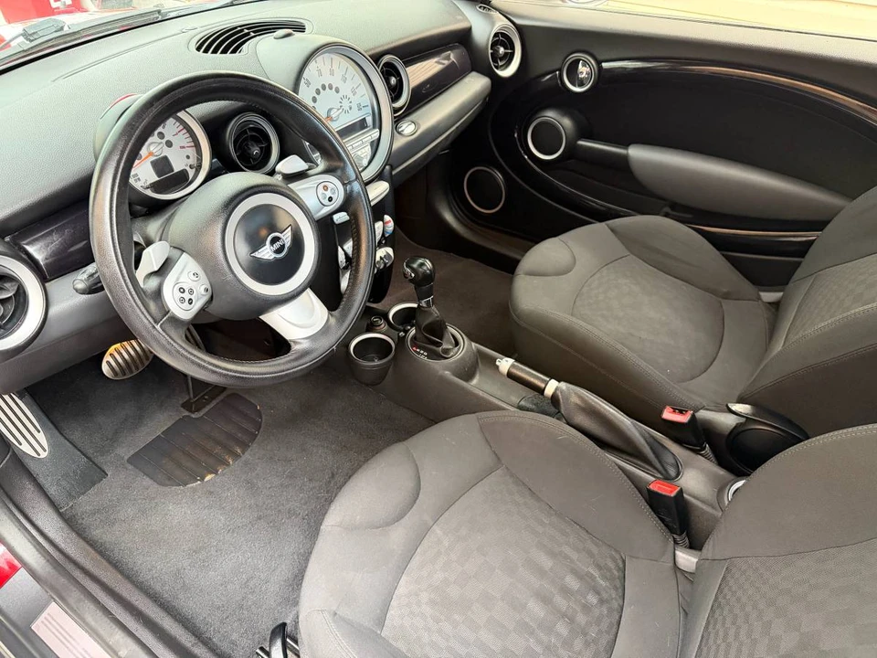 2009 Mini Mini 2nd Gen - Image 11 of 13