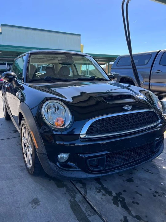 2012 Mini Mini 2nd Gen - Image 5 of 8