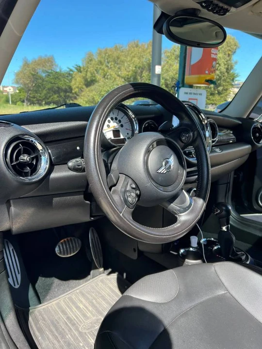 2012 Mini Mini 2nd Gen - Image 3 of 8