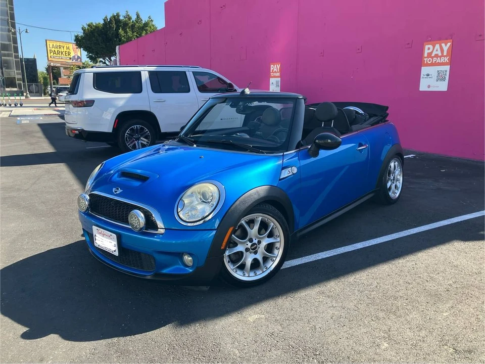 2009 Mini Mini 2nd Gen - Image 2 of 22