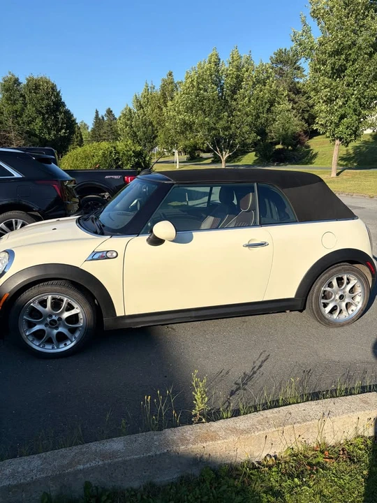 2010 Mini Mini 2nd Gen - Image 9 of 11