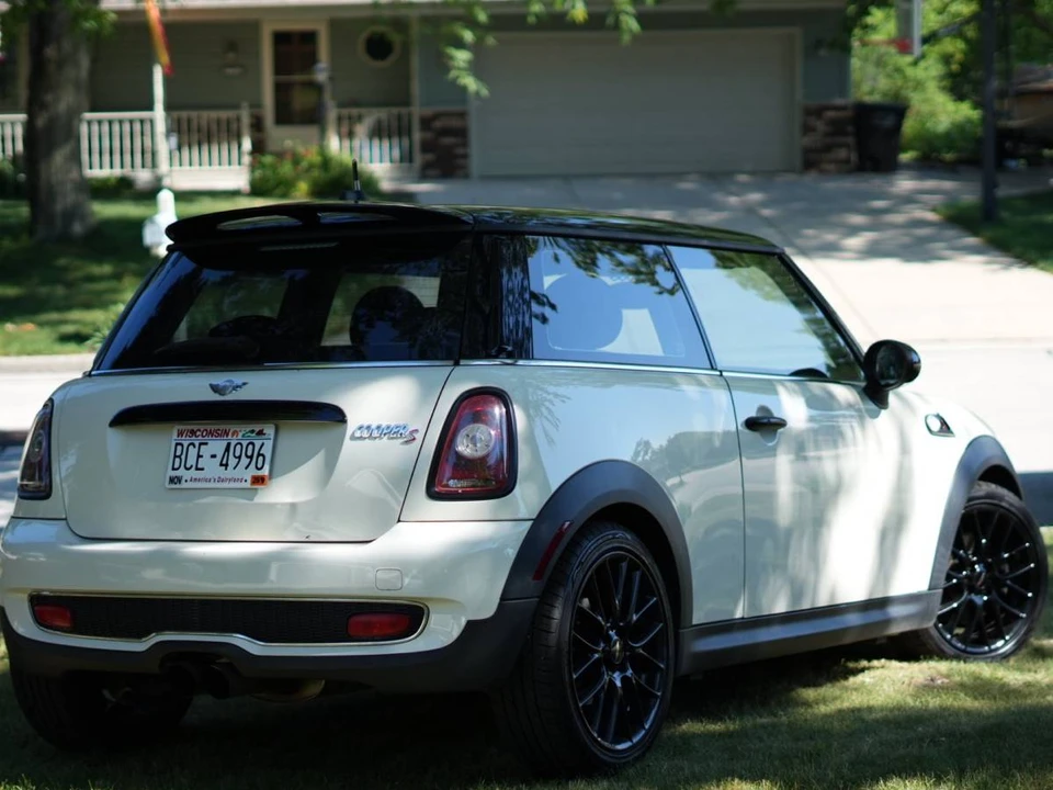 2009 Mini Mini 2nd Gen - Image 7 of 17