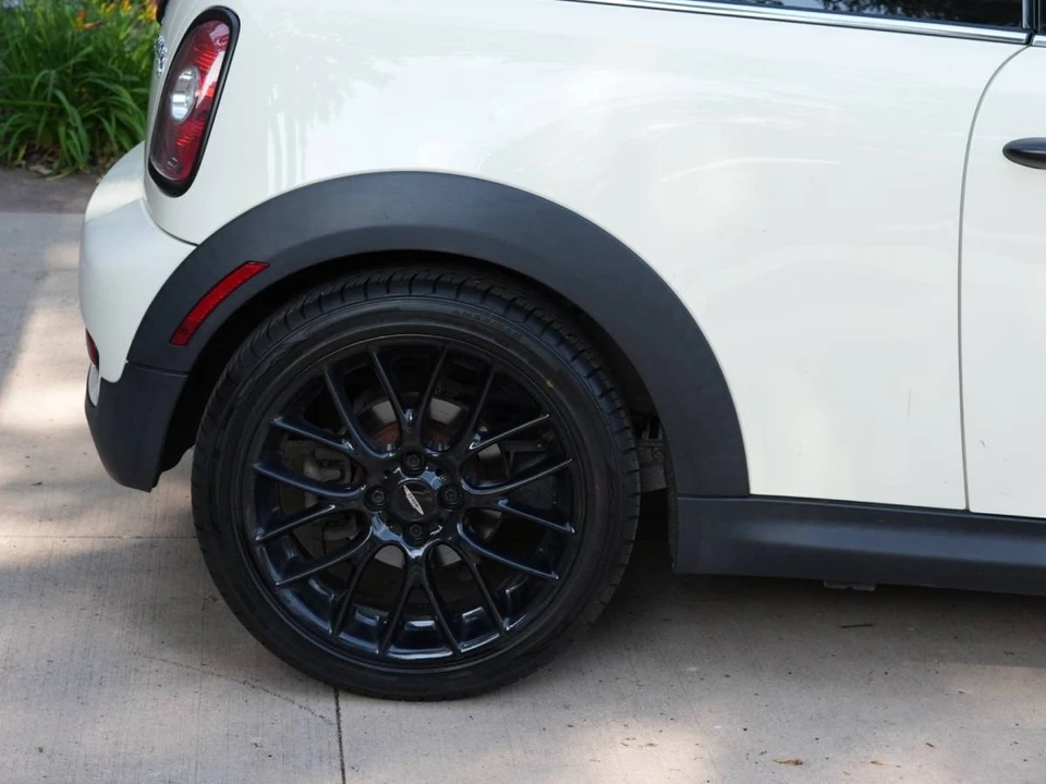 2009 Mini Mini 2nd Gen - Image 12 of 17
