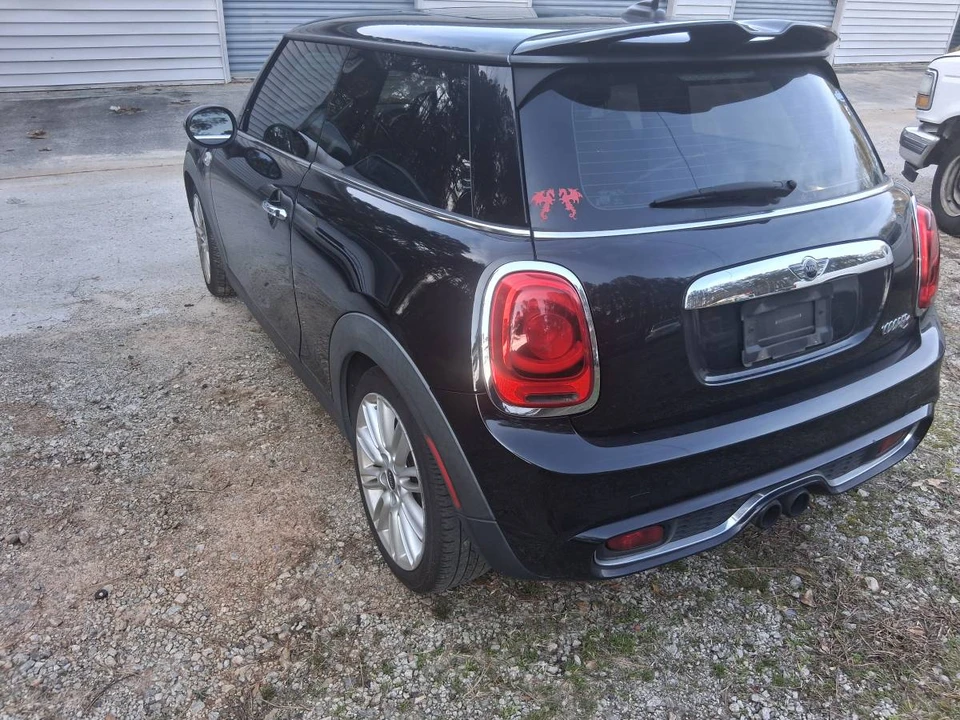 2015 Mini Mini Cooper S 3rd Gen - Image 2 of 5