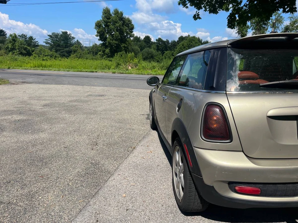 2009 Mini Mini 2nd Gen - Image 4 of 13