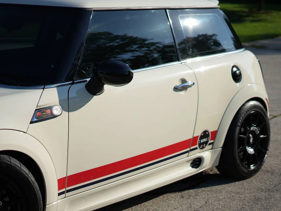 2010 Mini Mini 2nd Gen - Image 4 of 11