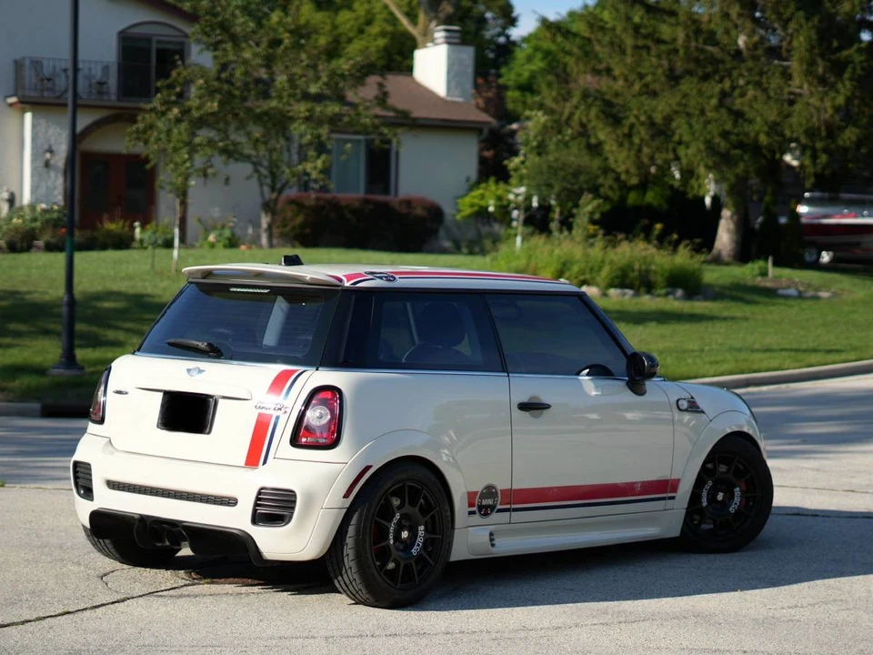 2010 Mini Mini 2nd Gen - Image 7 of 11