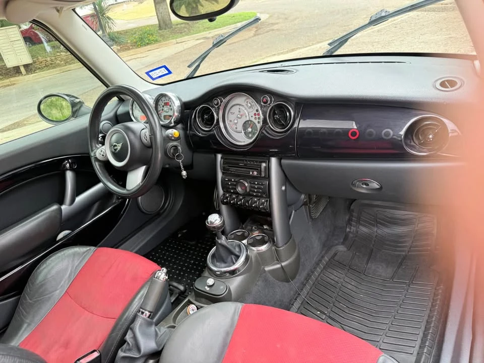 Mini Mini Cooper S 1st Gen - Image 7 of 10