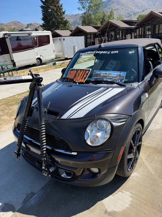2014 Mini Mini 2nd Gen - Image 2 of 16
