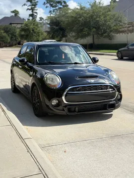 2017 Mini Cooper S 4-Door Hatchback