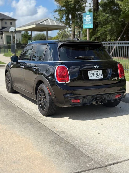 2017 Mini Mini Cooper S 3rd Gen - Image 3 of 23
