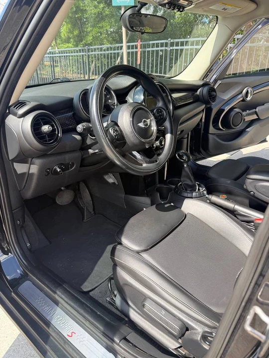2017 Mini Mini Cooper S 3rd Gen - Image 7 of 23