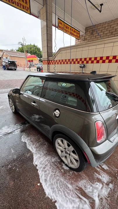 2006 Mini Mini Cooper S 1st Gen - Image 3 of 4