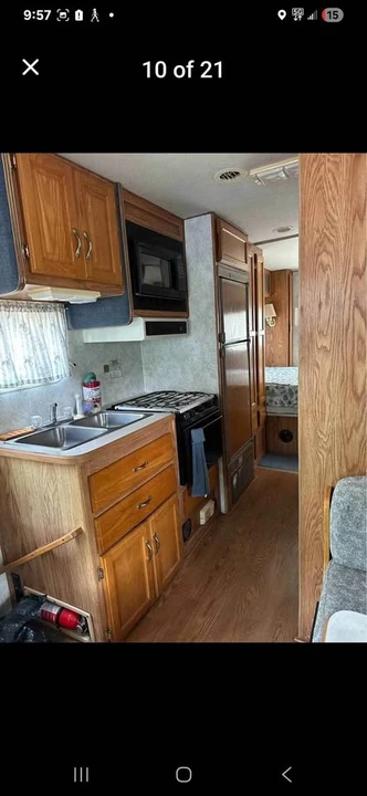 Winnebago - Image 6 of 10