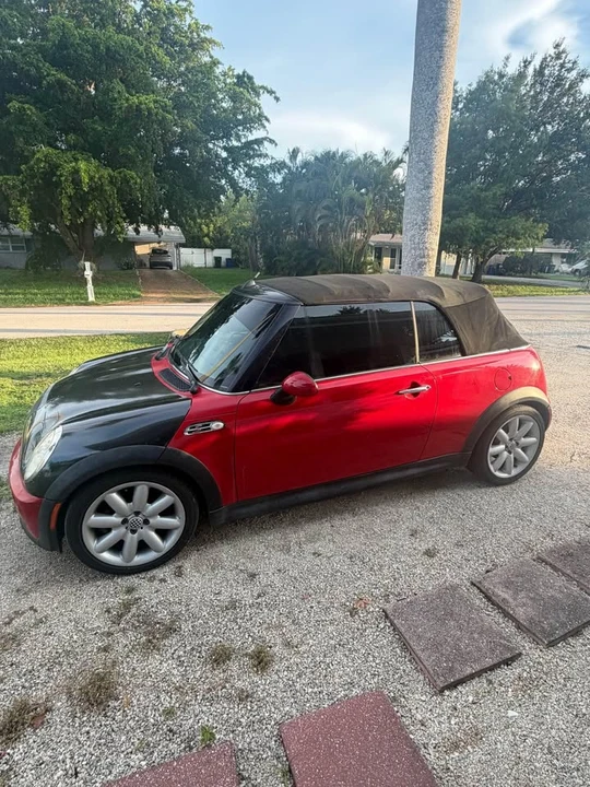 Mini Modern Mini - Image 2 of 5