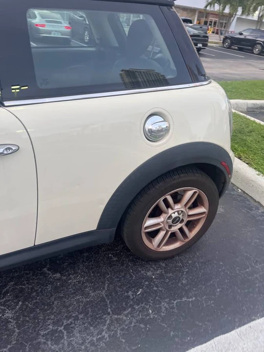 2013 Mini Mini 2nd Gen - Image 5 of 10