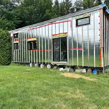 Mini Classic Mini Tiny House on Wheels