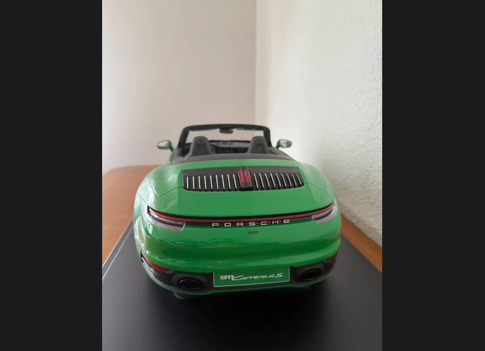 2020 Porsche 992 Carrera 4S - Image 8 of 21