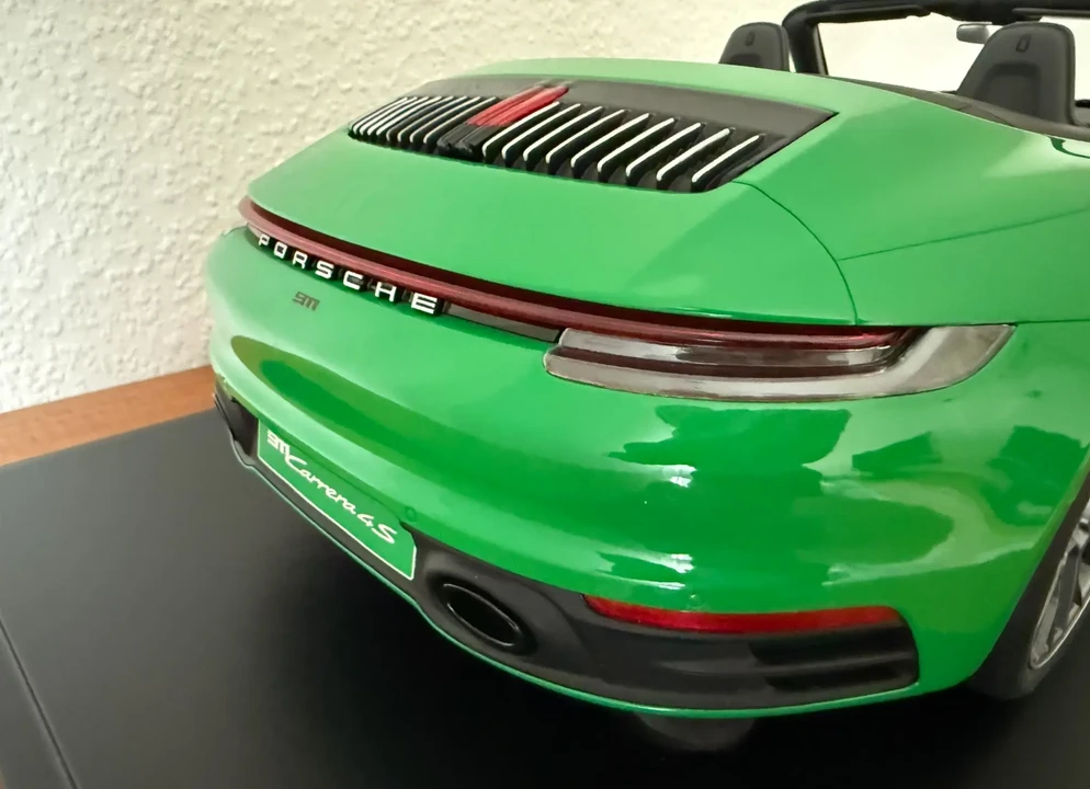 2020 Porsche 992 Carrera 4S - Image 20 of 21