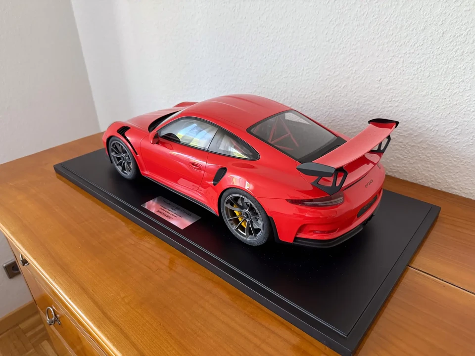 Porsche 991 GT3 RS - Image 7 of 31